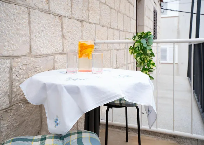 Tora Trogir